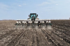 柴雷沃聪慧农业AI大模子赋能的精准功课系统